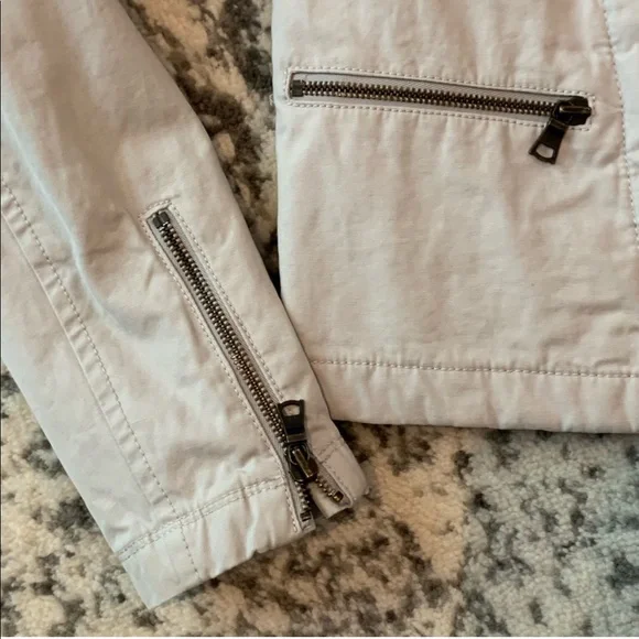 Light grey / cream jacket - Picture 3 of 3